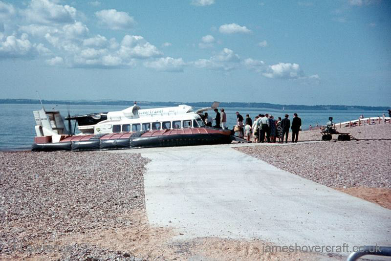 The SRN6 with Hovertravel - Landed at Southsea (Pat Lawrence).